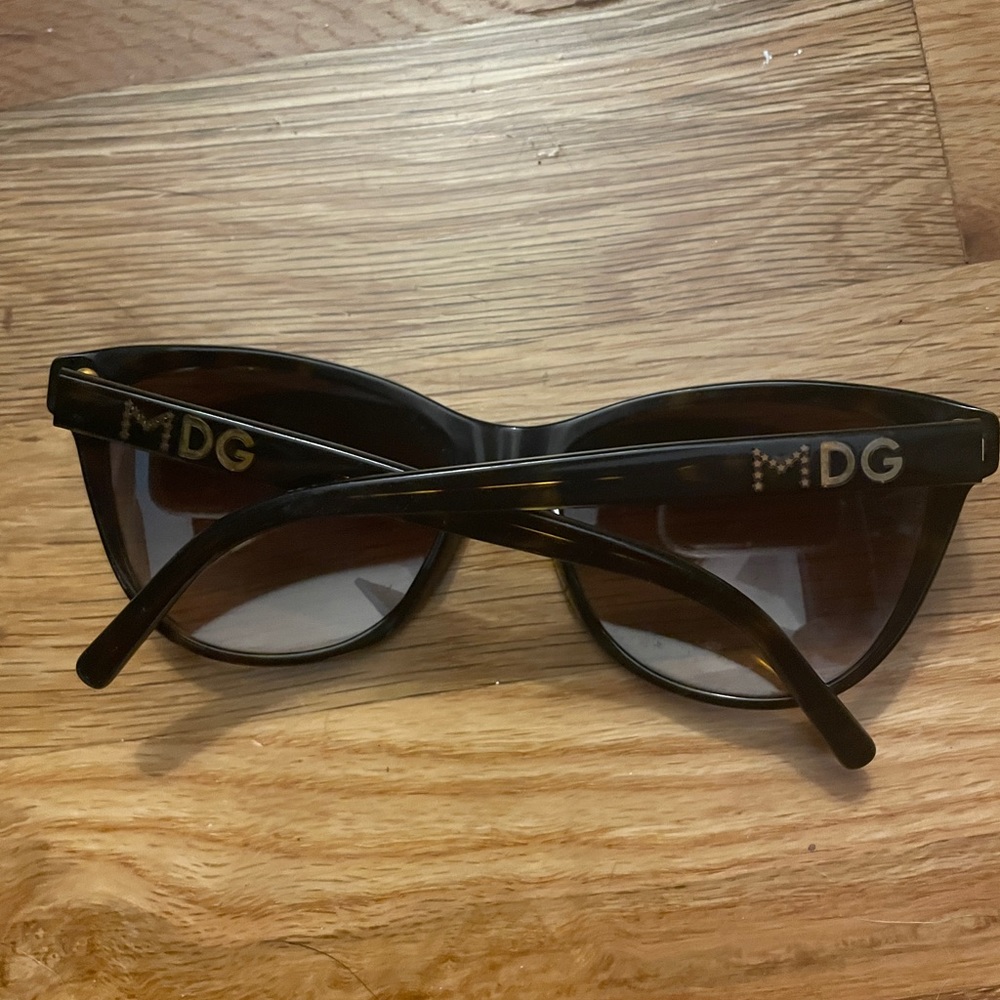D&G cat eye sunglasses
